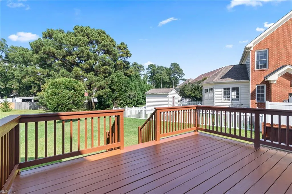 Poquoson, Virginia 23662, United States, 5 Bedrooms Bedrooms, ,3 BathroomsBathrooms,Residential,Active,220649