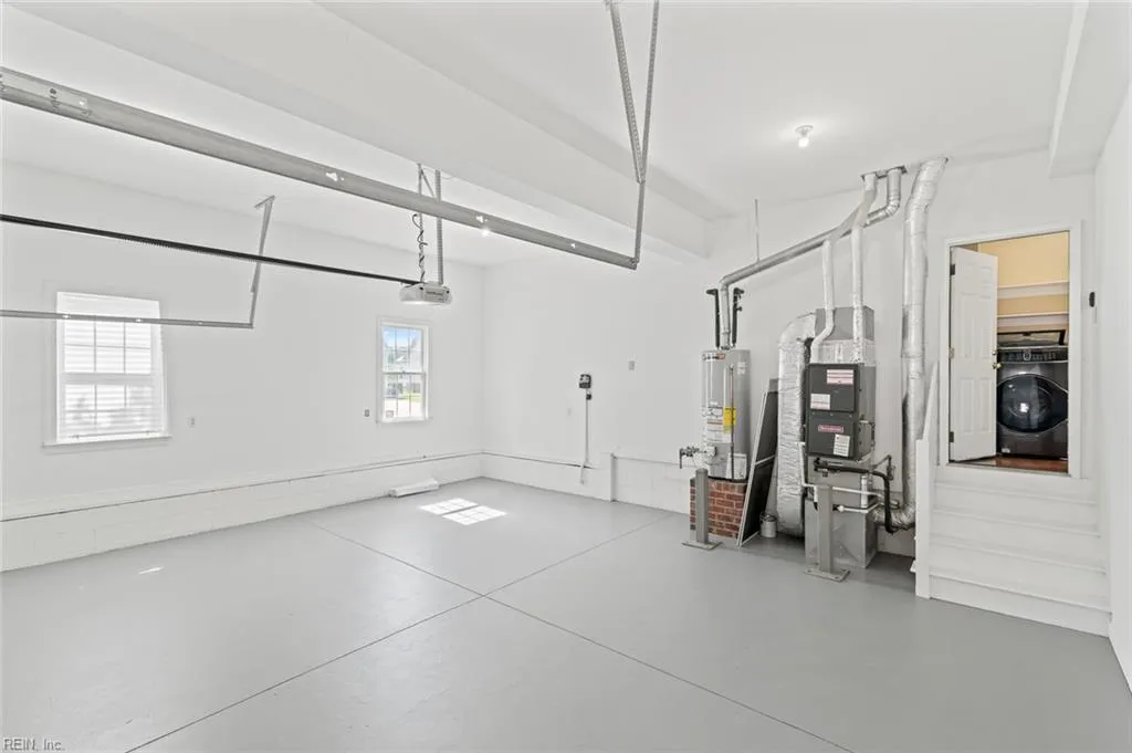 Poquoson, Virginia 23662, United States, 5 Bedrooms Bedrooms, ,3 BathroomsBathrooms,Residential,Active,220649