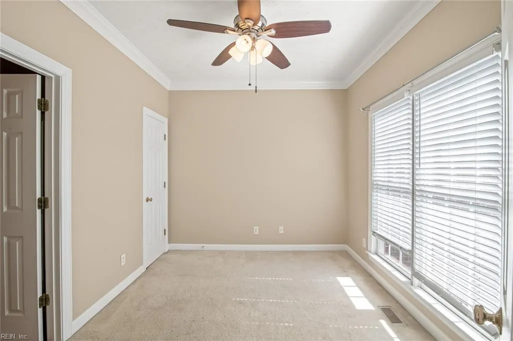 Poquoson, Virginia 23662, United States, 5 Bedrooms Bedrooms, ,3 BathroomsBathrooms,Residential,Active,220649