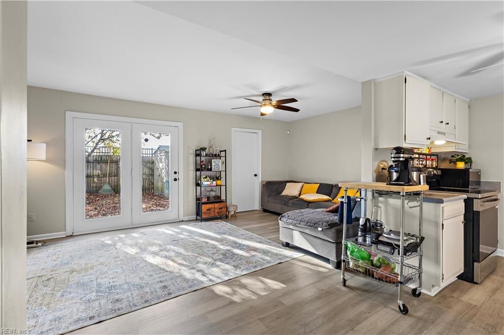 Photo of 3207 Lakecrest Road, Virginia Beach, VA 23452 (MLS # 10612077)