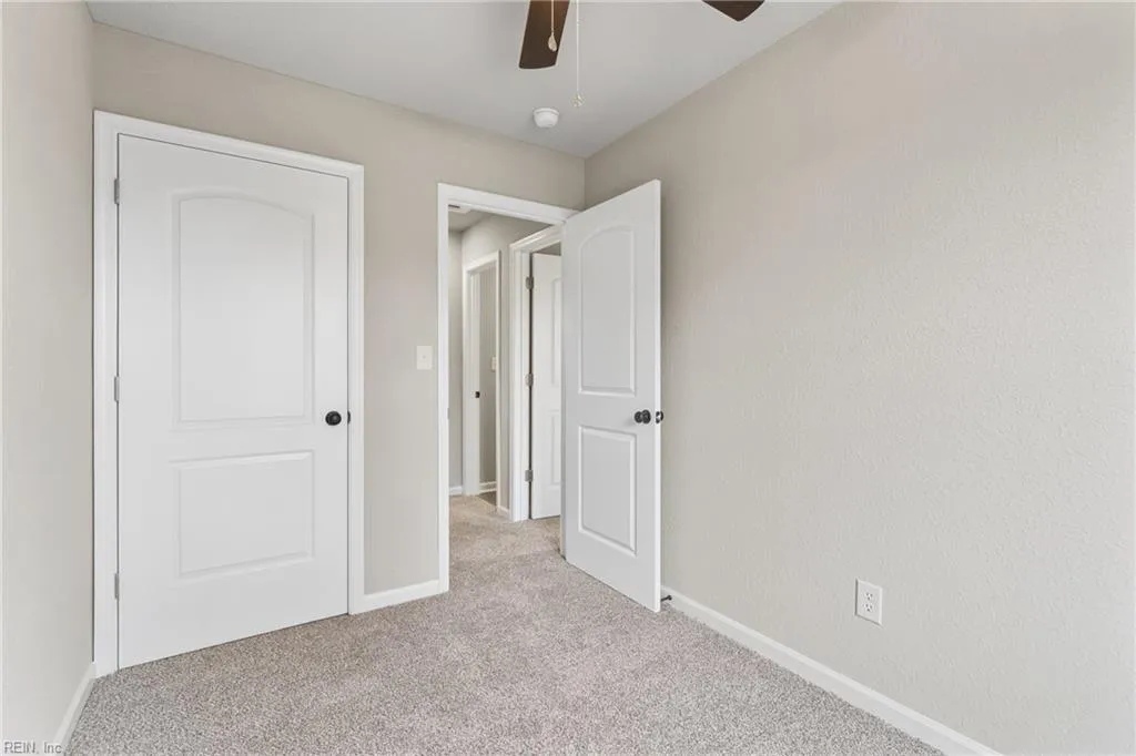 Portsmouth, Virginia 23704, United States, 4 Bedrooms Bedrooms, ,3 BathroomsBathrooms,Residential,Pending,84166