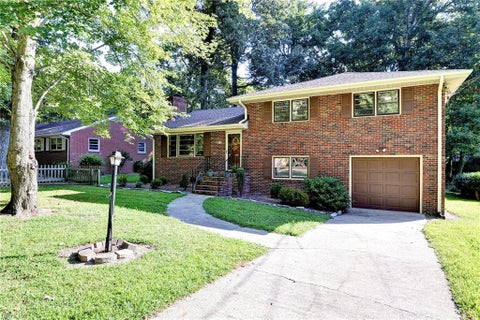 Photo of 86 Normandy Lane, Newport News, VA 23606 (MLS # 10653902)