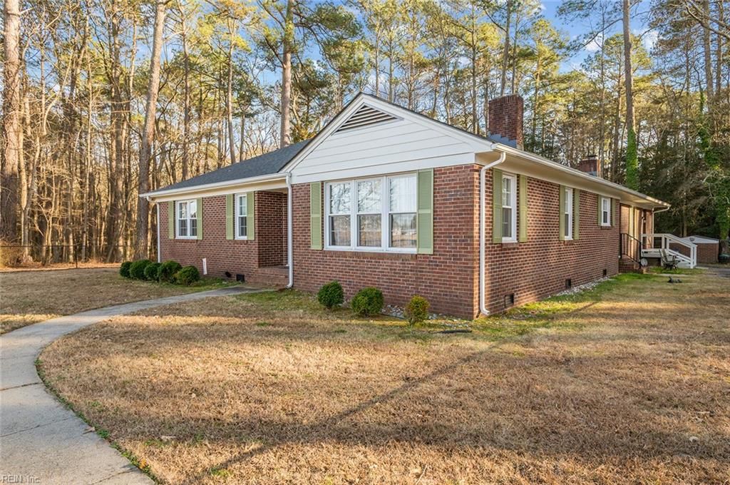 Photo of 21092 Southampton Parkway, Courtland, VA 23837 (MLS # 10617424)