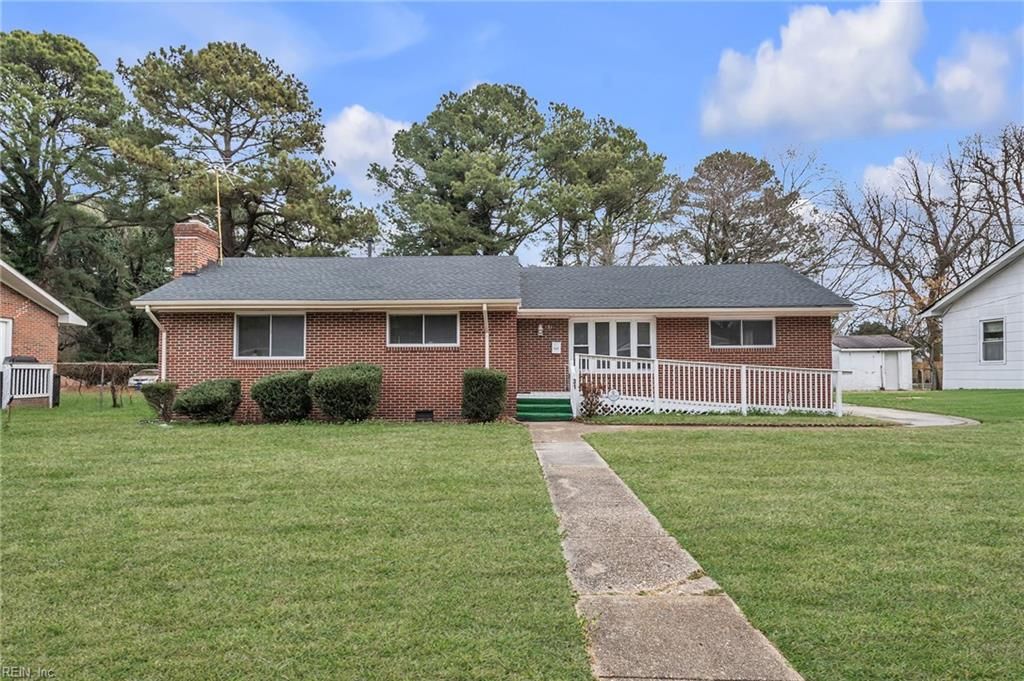 Photo of 31 Radford Street, Portsmouth, VA 23701 (MLS # 10618272)