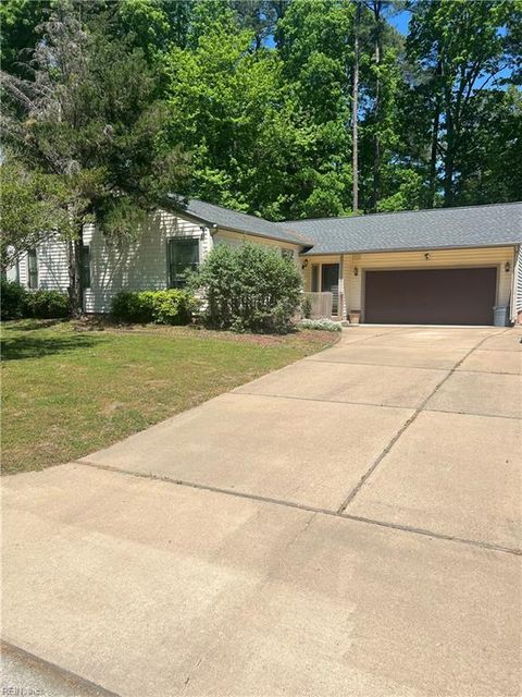 Photo of 7 Friedman Place, Newport News, VA 23608 (MLS # 10638725)