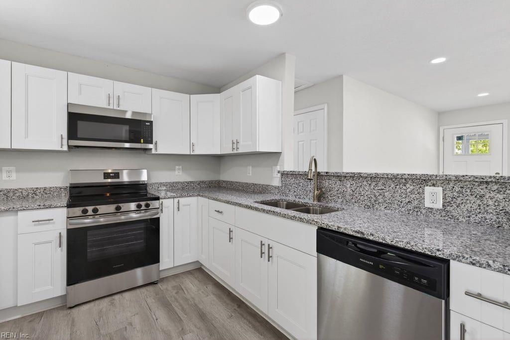 Photo of 9607 Whit Avenue, Norfolk, VA 23503 (MLS # 10633152)