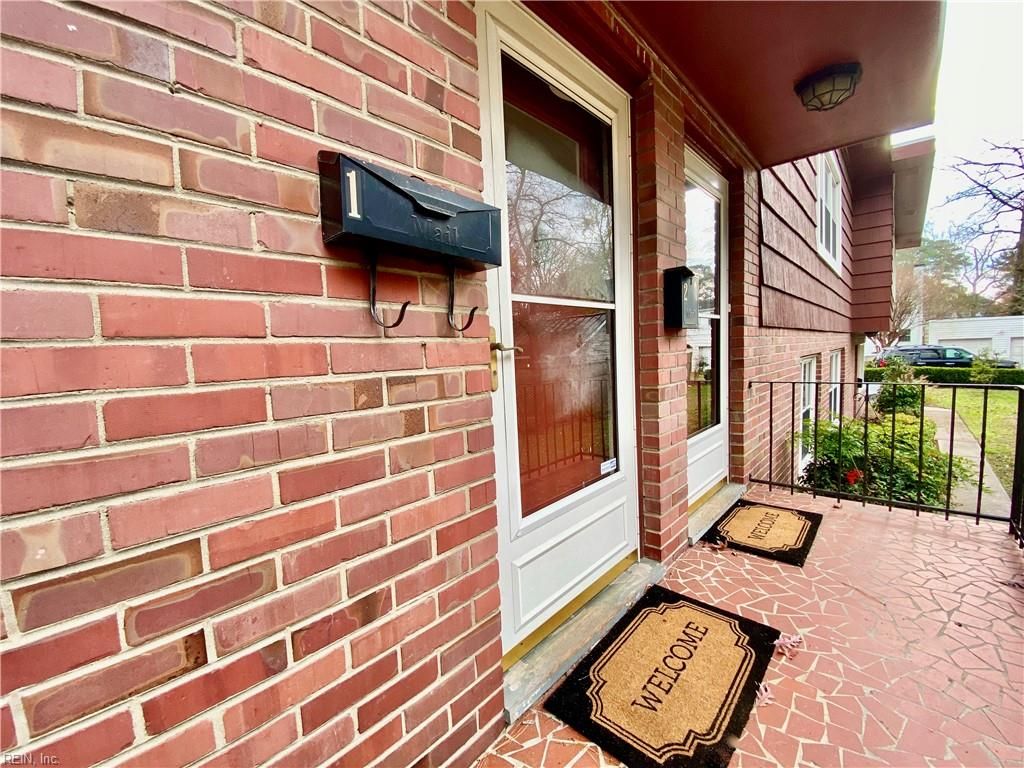 Photo of 1217 Cloncurry Road, Norfolk, VA 23505 (MLS # 10620596)