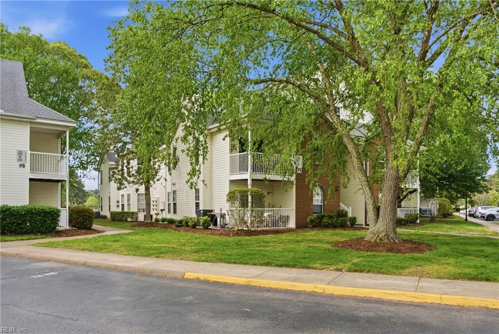 Photo of 1377 Ivywood Road, Virginia Beach, VA 23453 (MLS # 10630603)