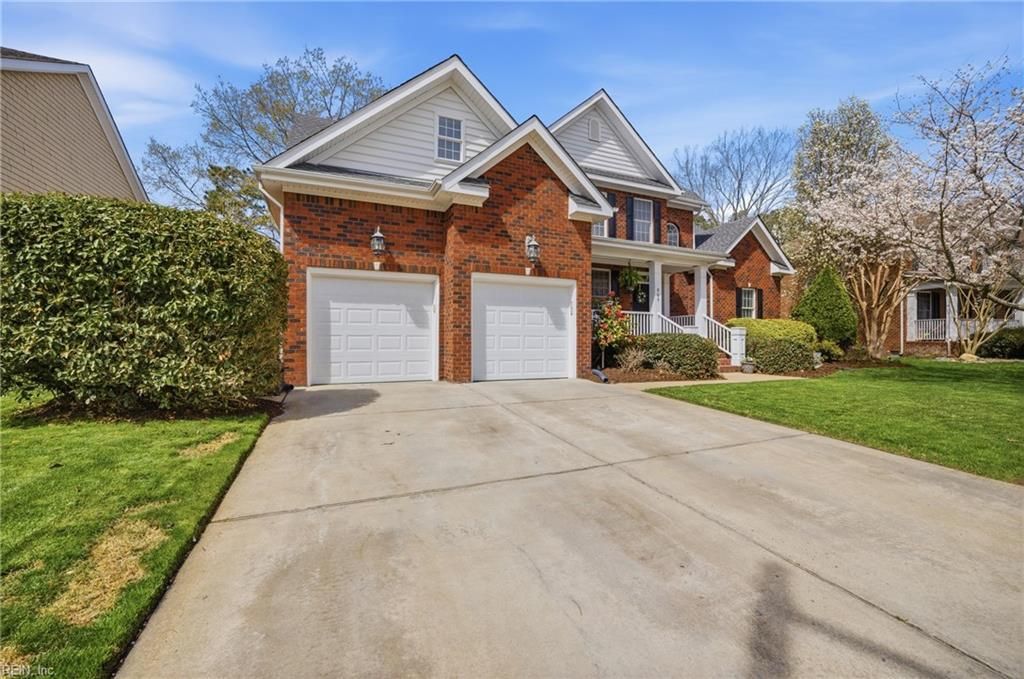 Photo of 809 Falls Creek Drive, Chesapeake, VA 23322 (MLS # 10626390)