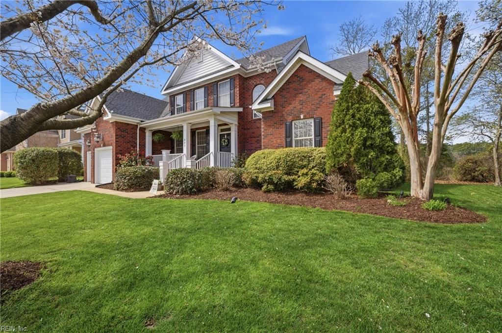 Photo of 809 Falls Creek Drive, Chesapeake, VA 23322 (MLS # 10626390)