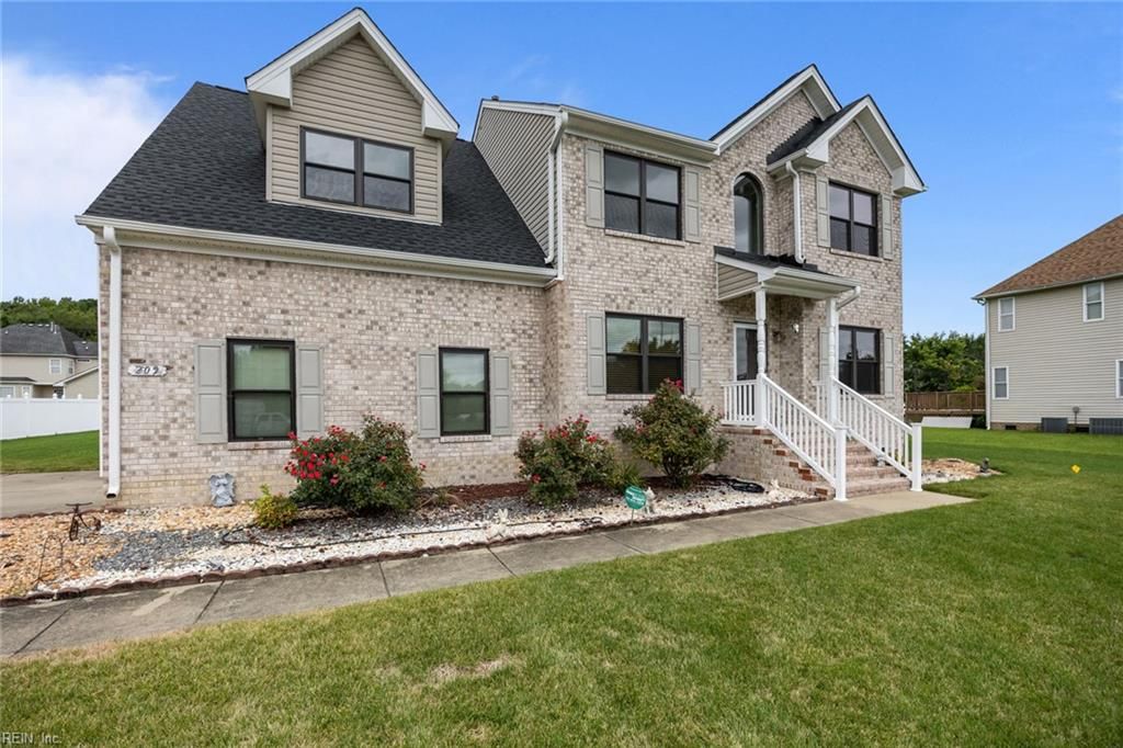 Photo of 202 Ferguson Place, Suffolk, VA 23435 (MLS # 10617842)