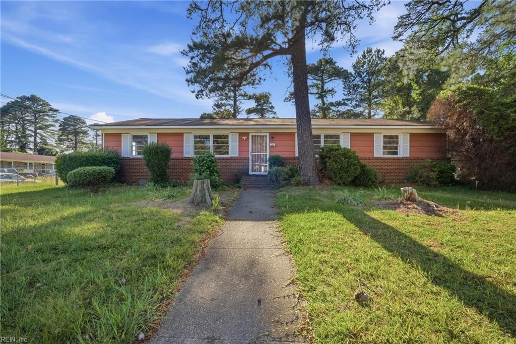 Photo of 1414 Loren Crescent, Portsmouth, VA 23701 (MLS # 10634329)
