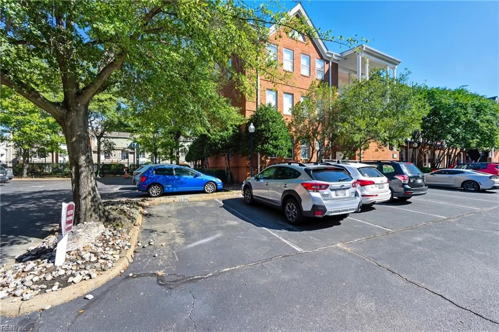 Photo of 107 Westover Avenue #302, Norfolk, VA 23507 (MLS # 10622860)