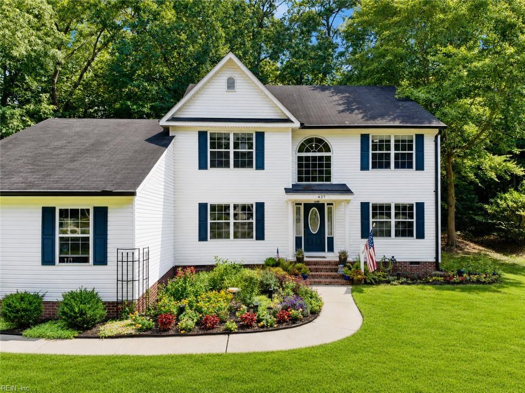 Photo of 437 Evergreen Way, Smithfield, VA 23430 (MLS # 10648821)