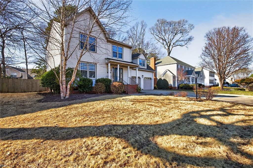 Photo of 1528 Plantation Lakes Circle, Chesapeake, VA 23320 (MLS # 10618810)
