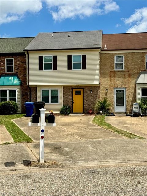 Photo of 3416 Waltham Circle, Virginia Beach, VA 23452 (MLS # 10619954)