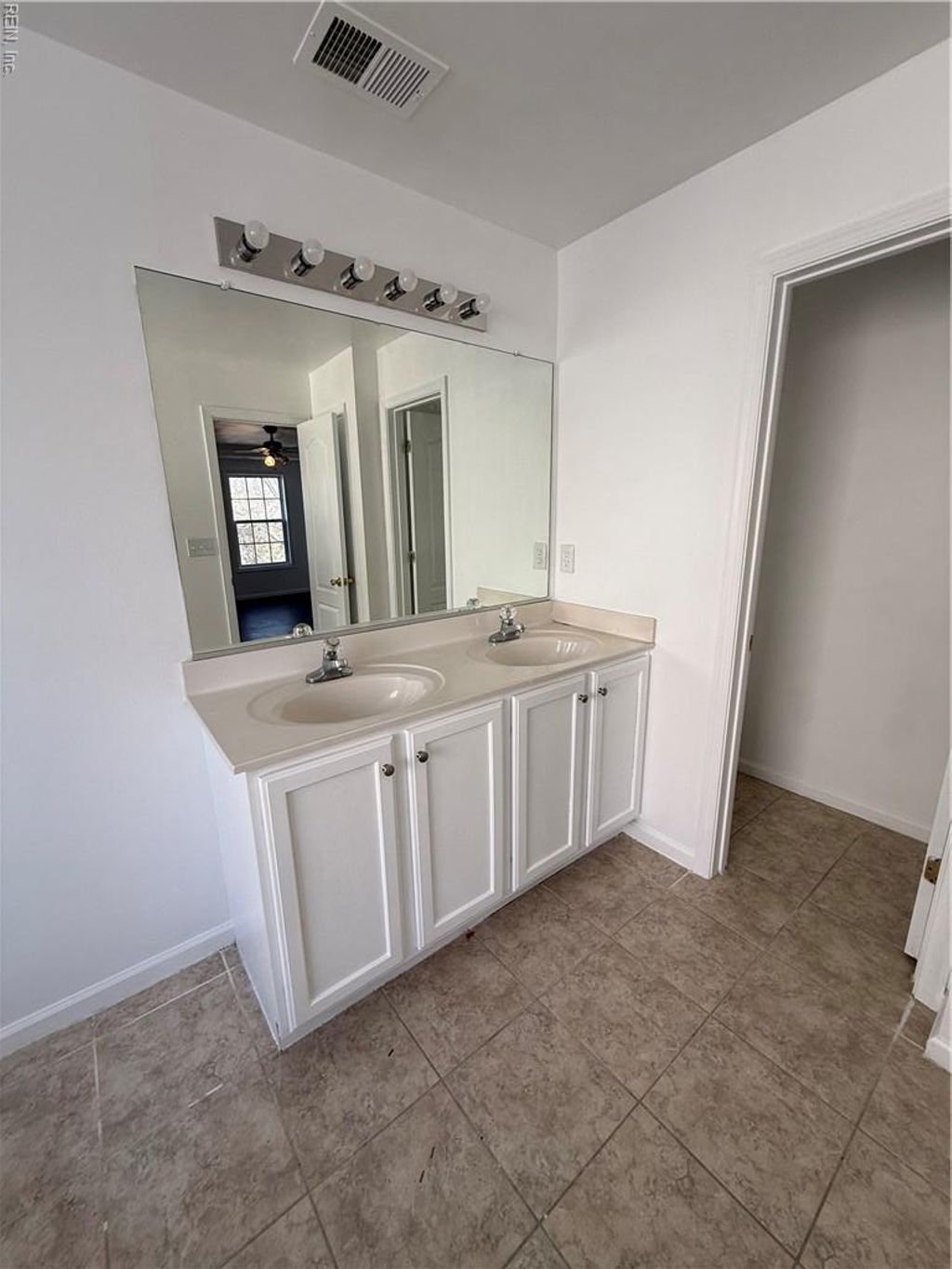 Photo of 1752 Schooner Strait Court, Virginia Beach, VA 23453 (MLS # 10626111)