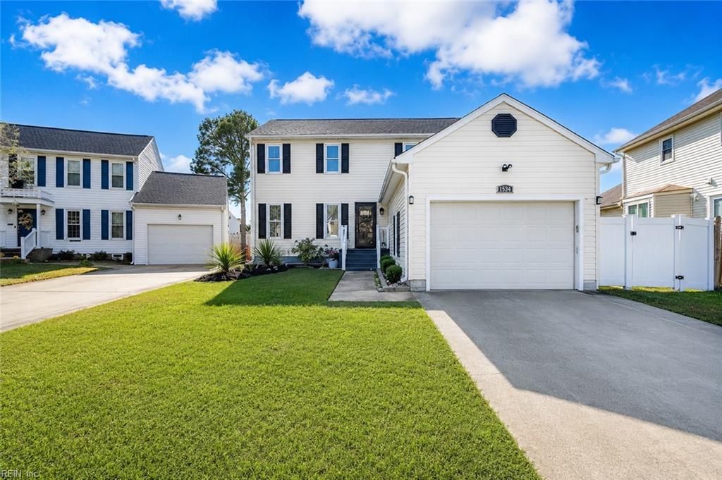 Photo of 1405 Ellerbeck Court, Virginia Beach, VA 23456 (MLS # 10643186)
