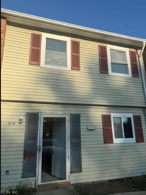 Photo of 512 Carnaby Court, Virginia Beach, VA 23454 (MLS # 10653343)