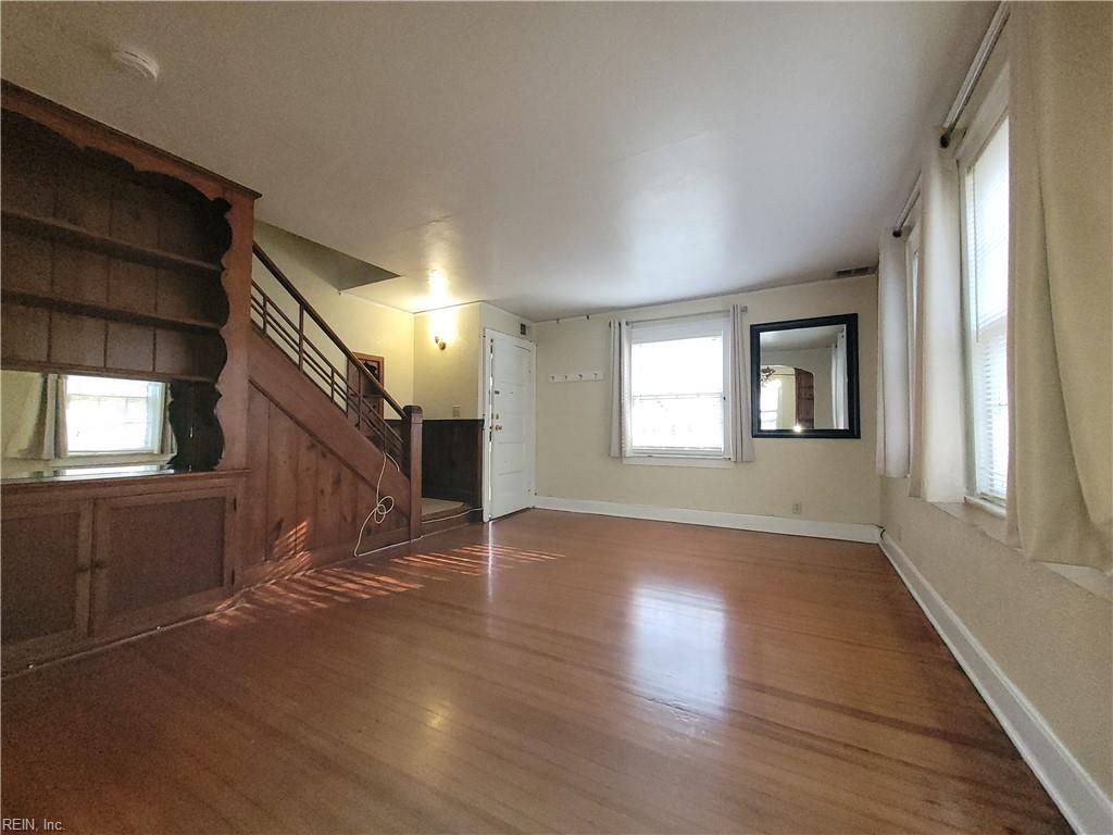 Photo of 1408 Monterey Avenue #1, Norfolk, VA 23508 (MLS # 10627577)