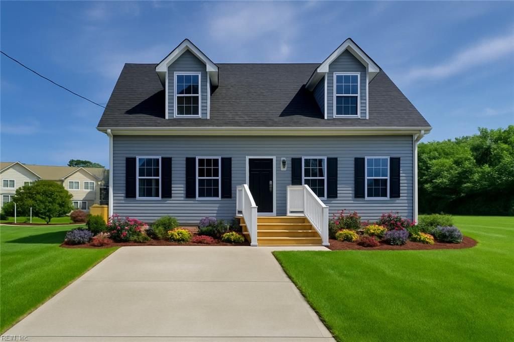 Photo of 534 Halifax Street, Petersburg, VA 23803 (MLS # 10618265)