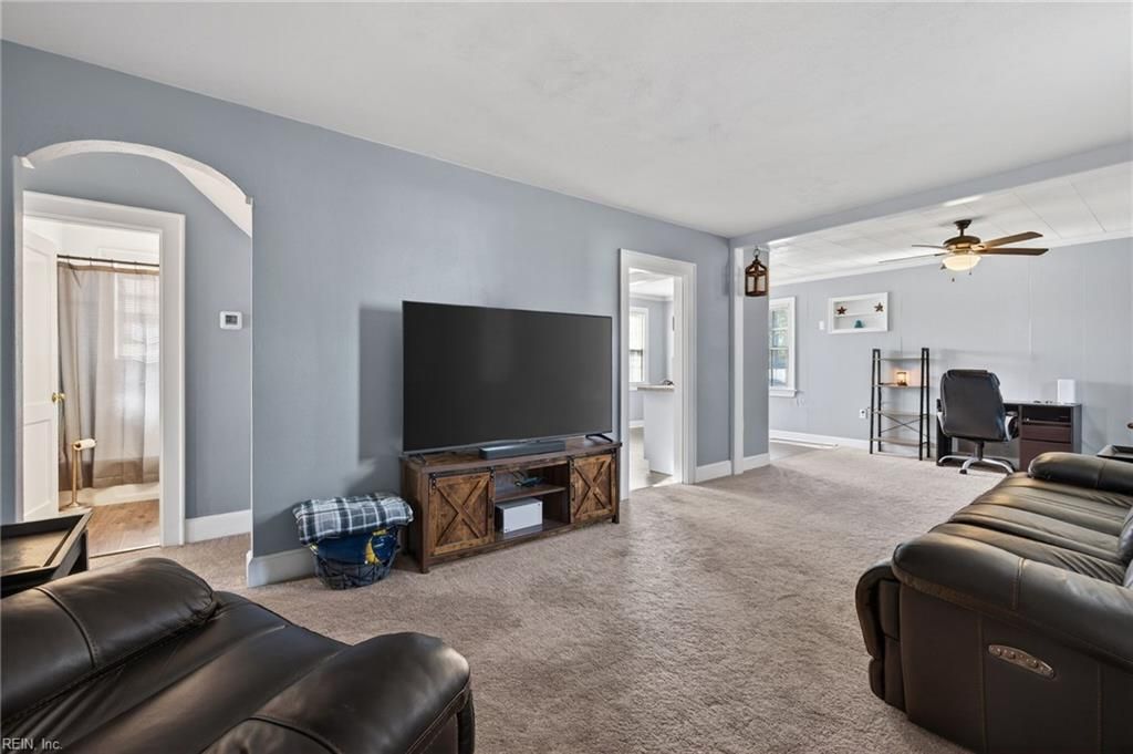 Photo of 83 Oregon Ave Avenue, Portsmouth, VA 23701 (MLS # 10627584)