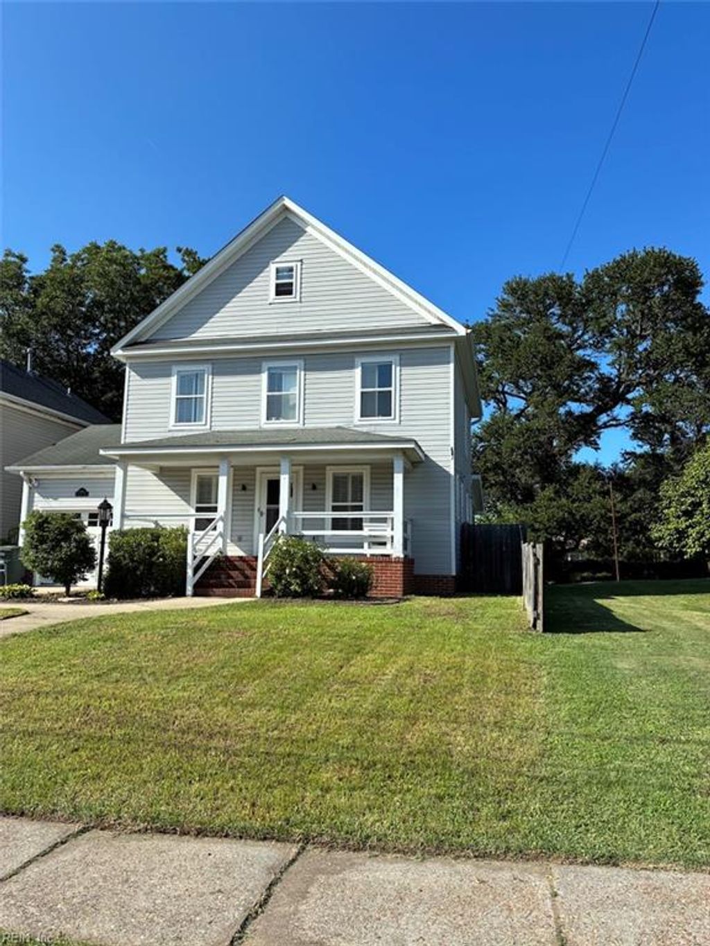 Photo of 1626 Kingston Avenue, Norfolk, VA 23503 (MLS # 10642412)
