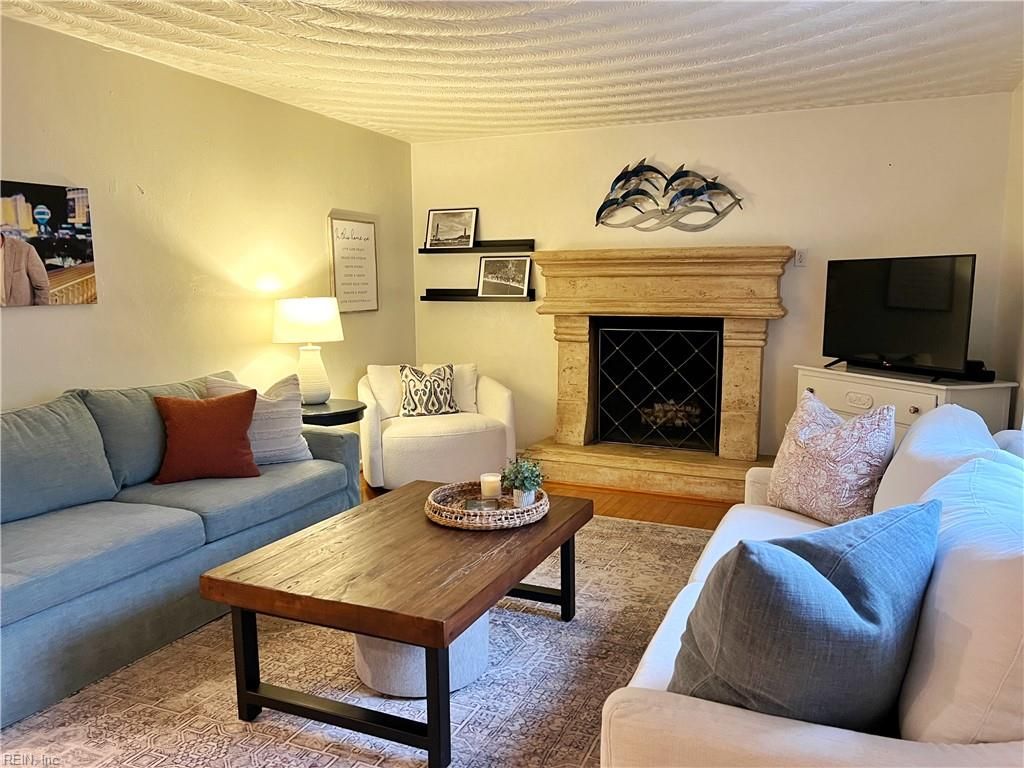 Photo of 2466 Fentress Avenue, Virginia Beach, VA 23455 (MLS # 10612938)