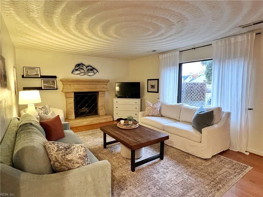 Photo of 2466 Fentress Avenue, Virginia Beach, VA 23455 (MLS # 10612938)