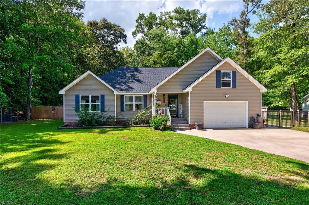 Photo of 1333 Manning Road, Suffolk, VA 23434 (MLS # 10651028)
