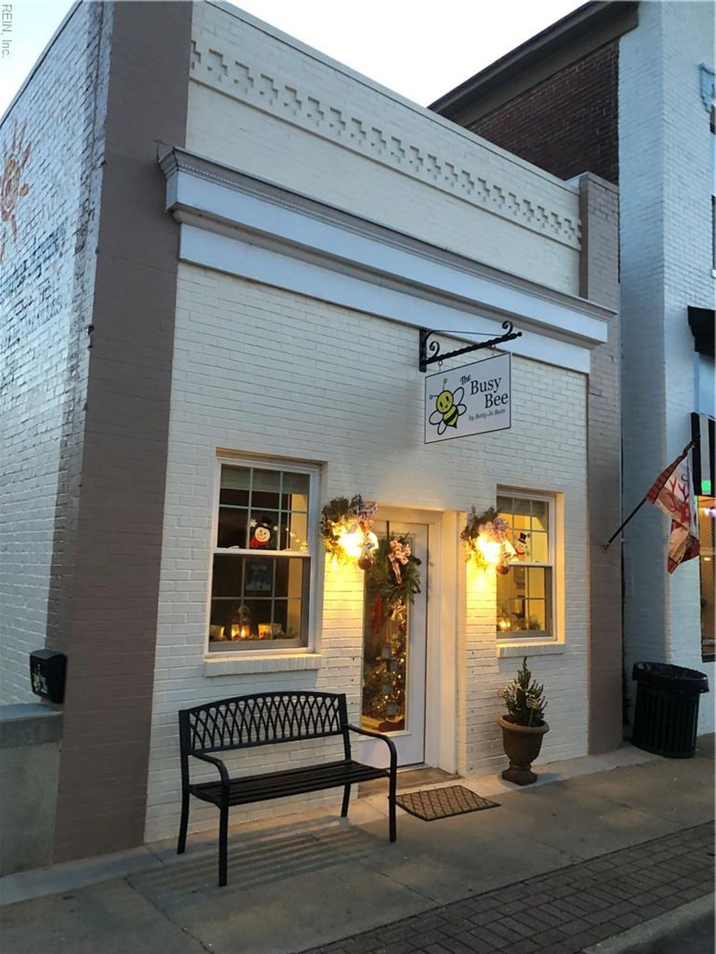 Photo of 206 N Main Street, Franklin, VA 23851 (MLS # 10633874)