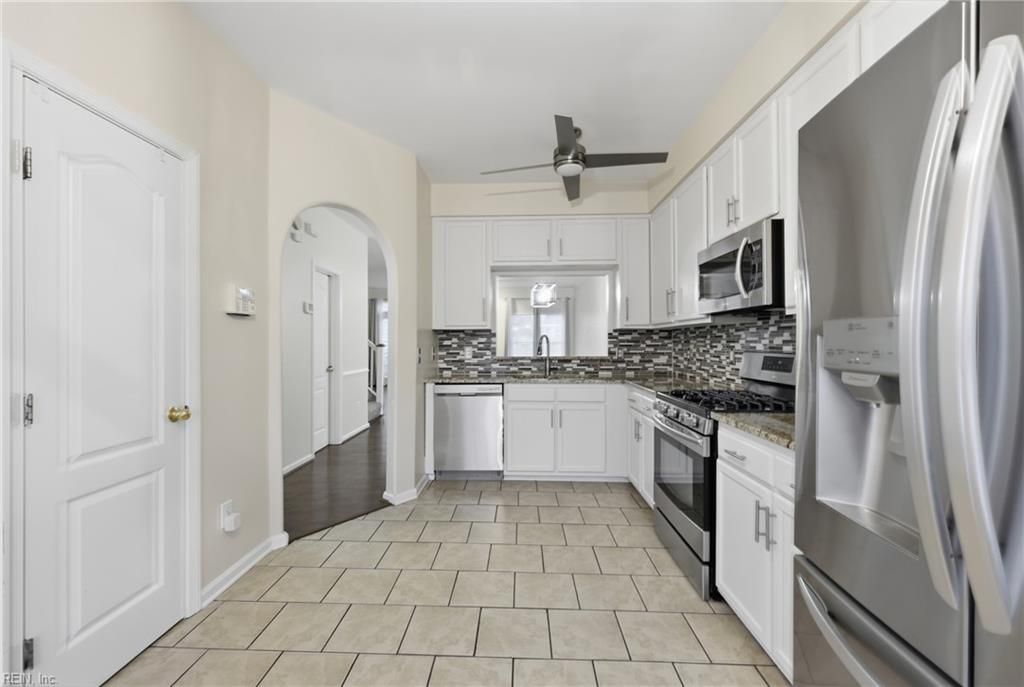 Photo of 2347 Charing Cross Virginia Beach, VA 23456 Road, Virginia Beach, VA 23456 (MLS # 10641392)