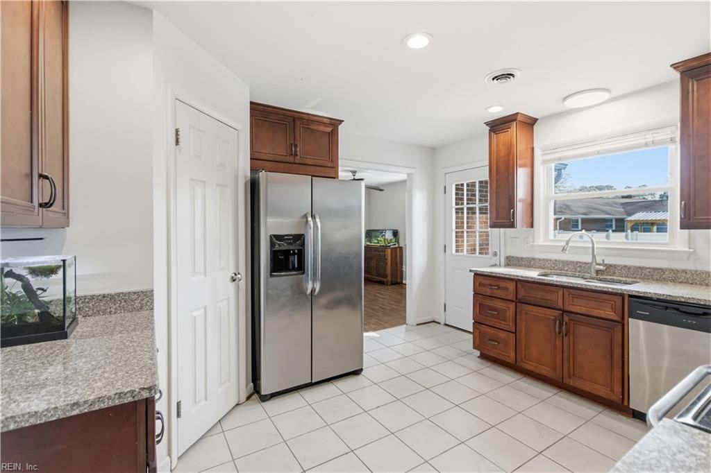 Photo of 118 Wendfield Circle, Newport News, VA 23601 (MLS # 10626131)