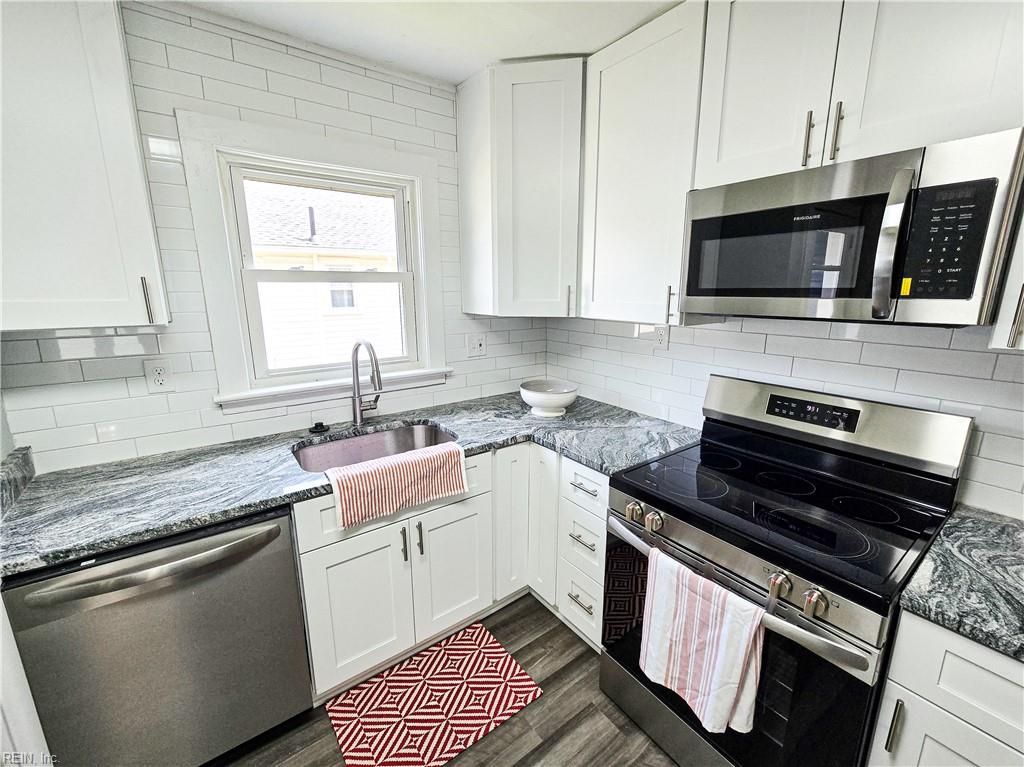 Photo of 120 Oak Street, Suffolk, VA 23434 (MLS # 10614610)