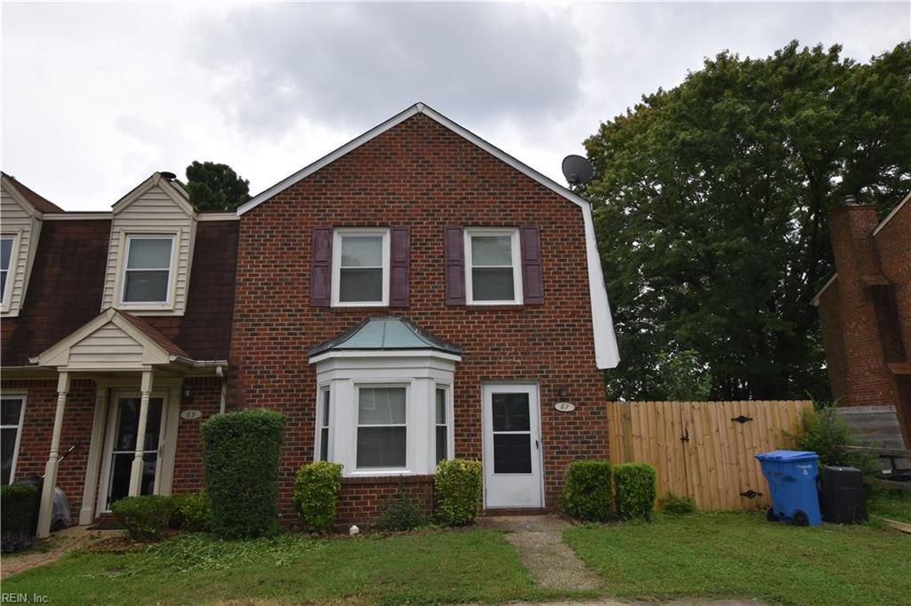Photo of 67 King George Quay, Chesapeake, VA 23325 (MLS # 10639608)