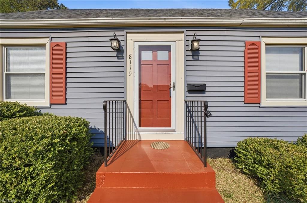 Photo of 8119 Kenwood Drive, Norfolk, VA 23518 (MLS # 10626926)