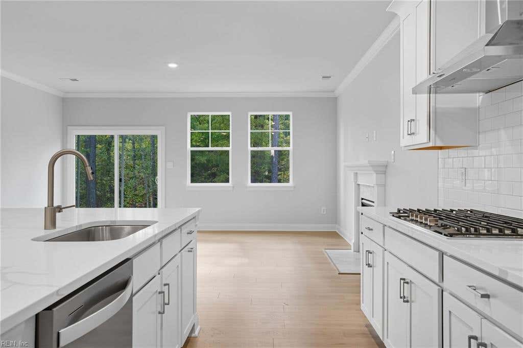 Photo of 108 Michigan Avenue, Williamsburg, VA 23188 (MLS # 10648403)
