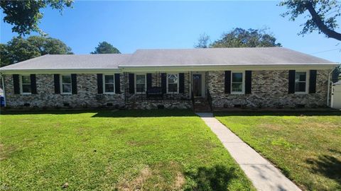 3405 Canterbury DR Portsmouth VA 23703