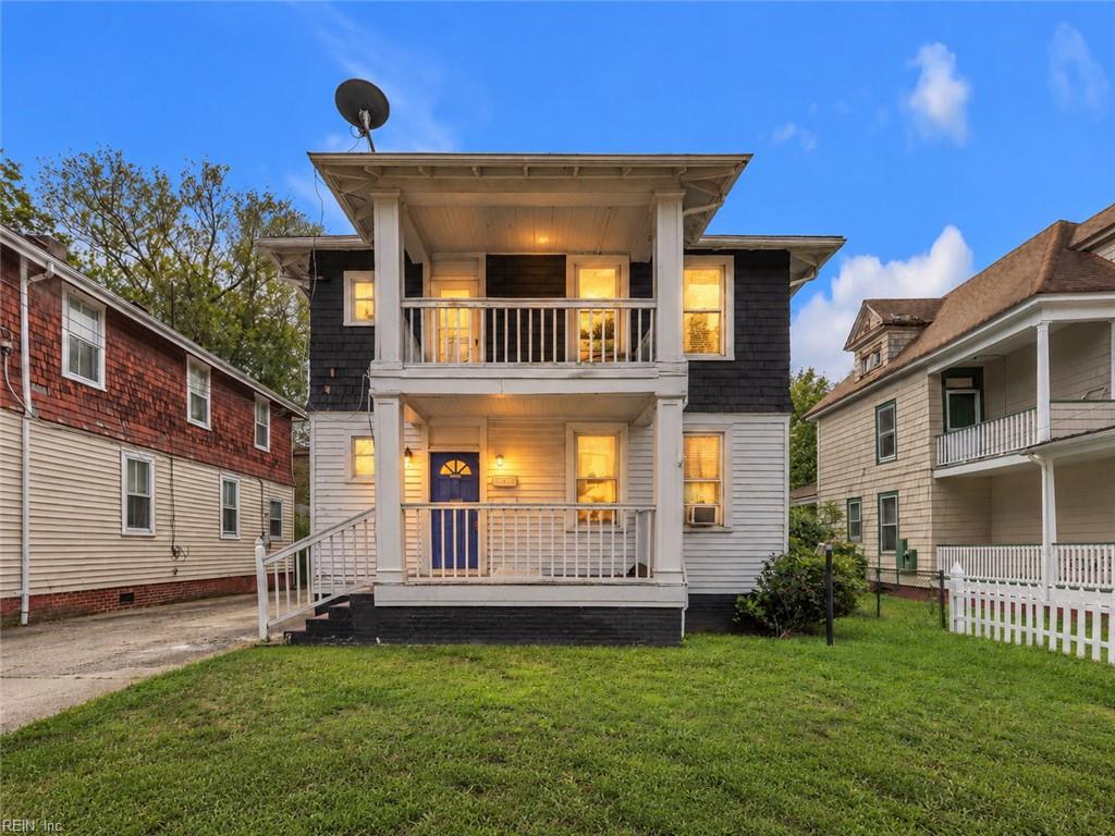 Photo of 517 W 29th Street, Norfolk, VA 23508 (MLS # 10657601)
