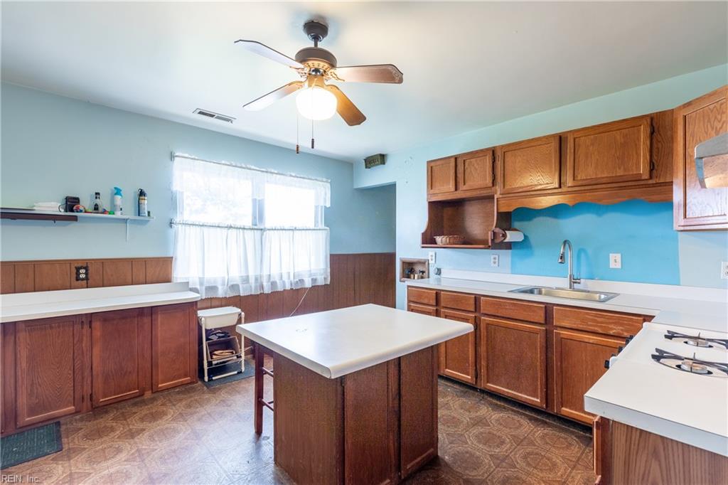 1029 Ferry Plantation RD