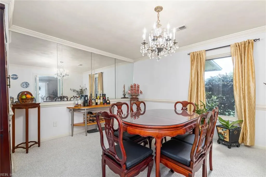 Virginia Beach, Virginia 23454, United States, 3 Bedrooms Bedrooms, ,4 BathroomsBathrooms,Residential,Pending,121997