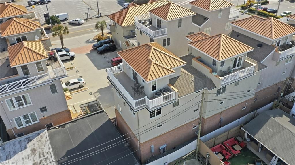 Photo of 217 16th Street, Virginia Beach, VA 23451 (MLS # 10624924)