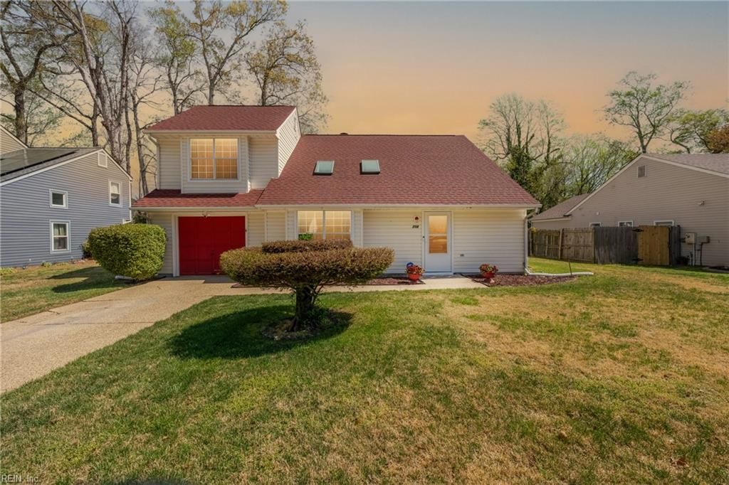 Photo of 204 Springdale Way, Hampton, VA 23666 (MLS # 10637441)