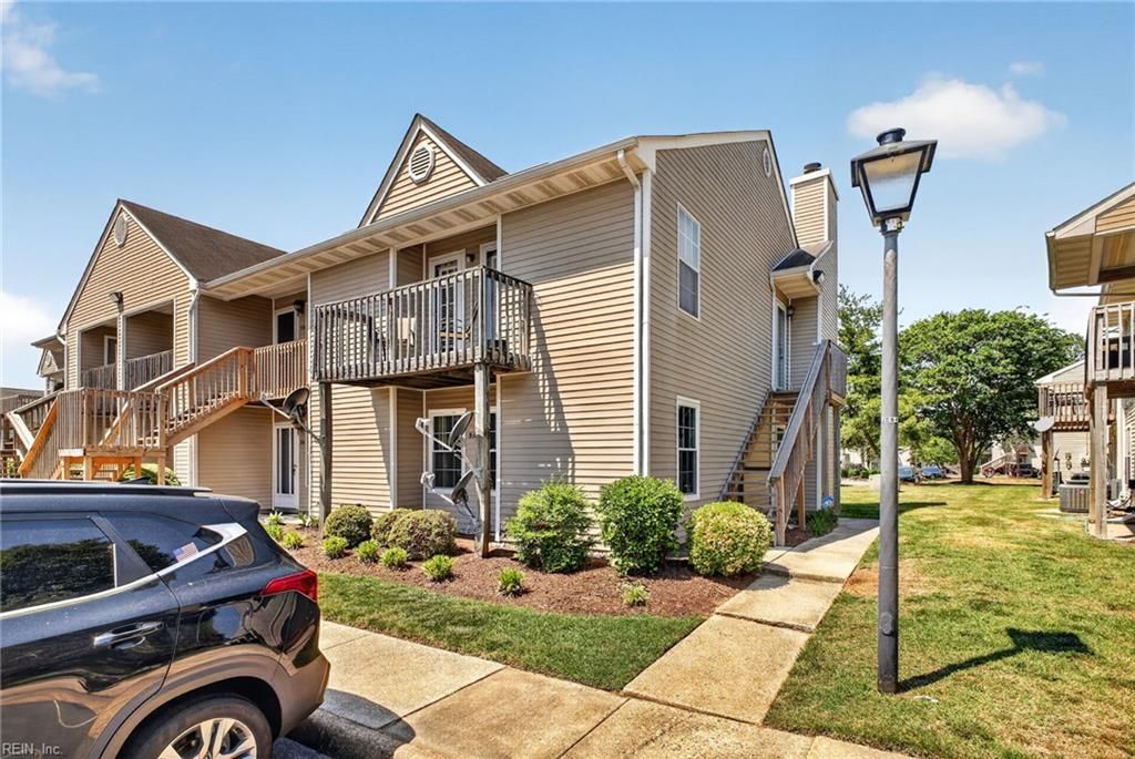 Photo of 9 Inlandview Drive #A, Hampton, VA 23669 (MLS # 10631604)