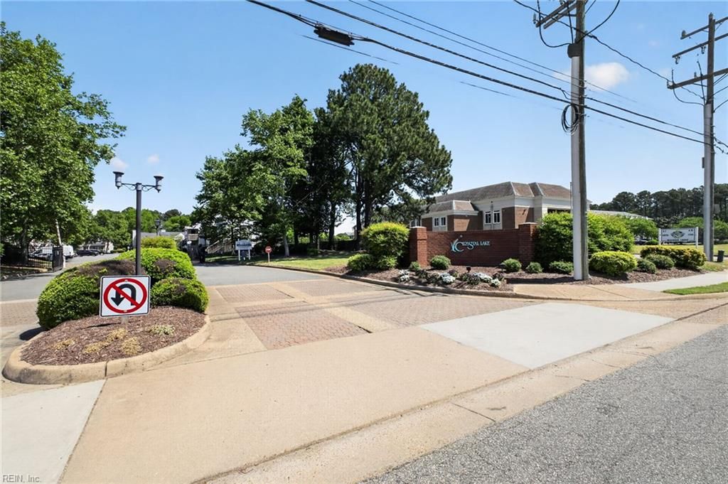 Photo of 9 Inlandview Drive #A, Hampton, VA 23669 (MLS # 10631604)