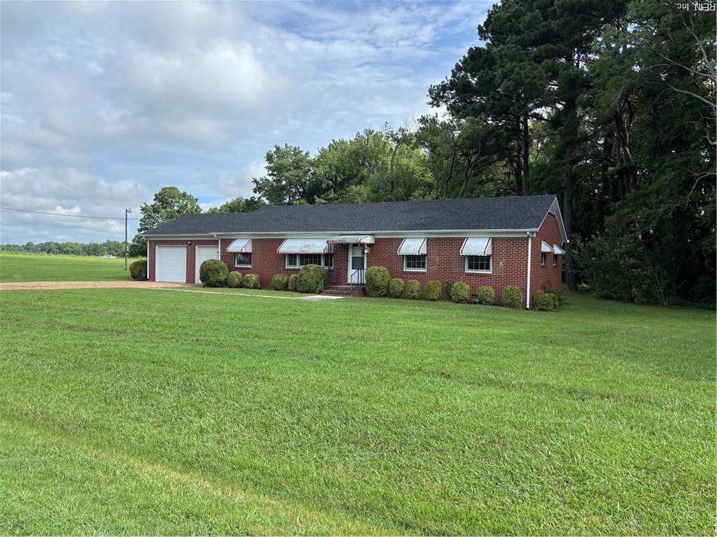Photo of 12107 Appleton Rd Road Rd, Ivor, VA 23866 (MLS # 10613402)