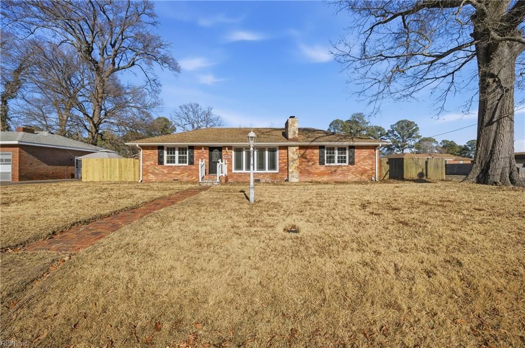 Photo of 215 Leonard Road, Portsmouth, VA 23701 (MLS # 10620233)