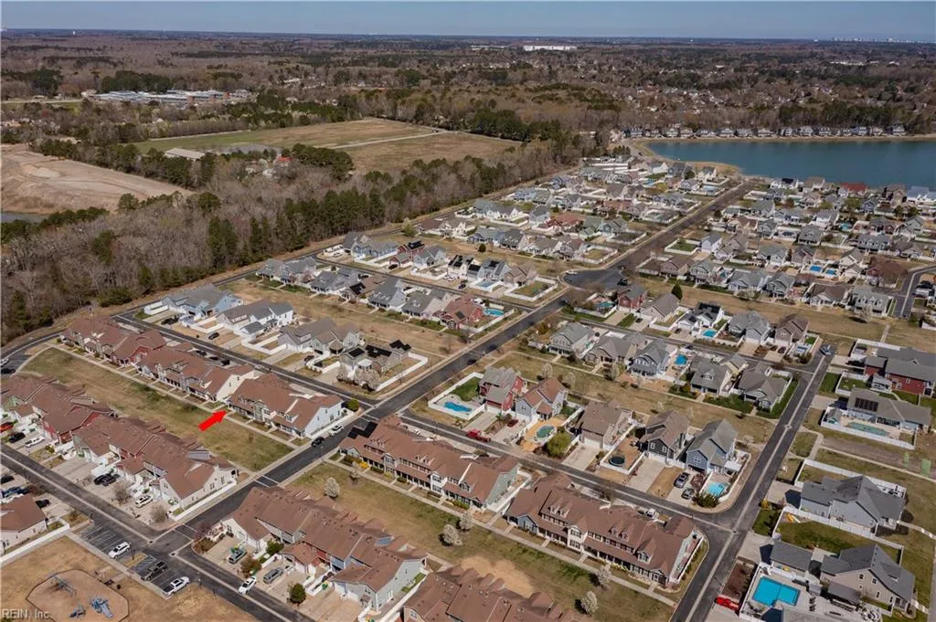 Virginia Beach, Virginia 23456, United States, 4 Bedrooms Bedrooms, ,3 BathroomsBathrooms,Residential,Active,96111