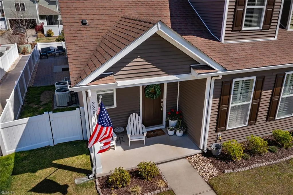 Virginia Beach, Virginia 23456, United States, 4 Bedrooms Bedrooms, ,3 BathroomsBathrooms,Residential,Active,96111