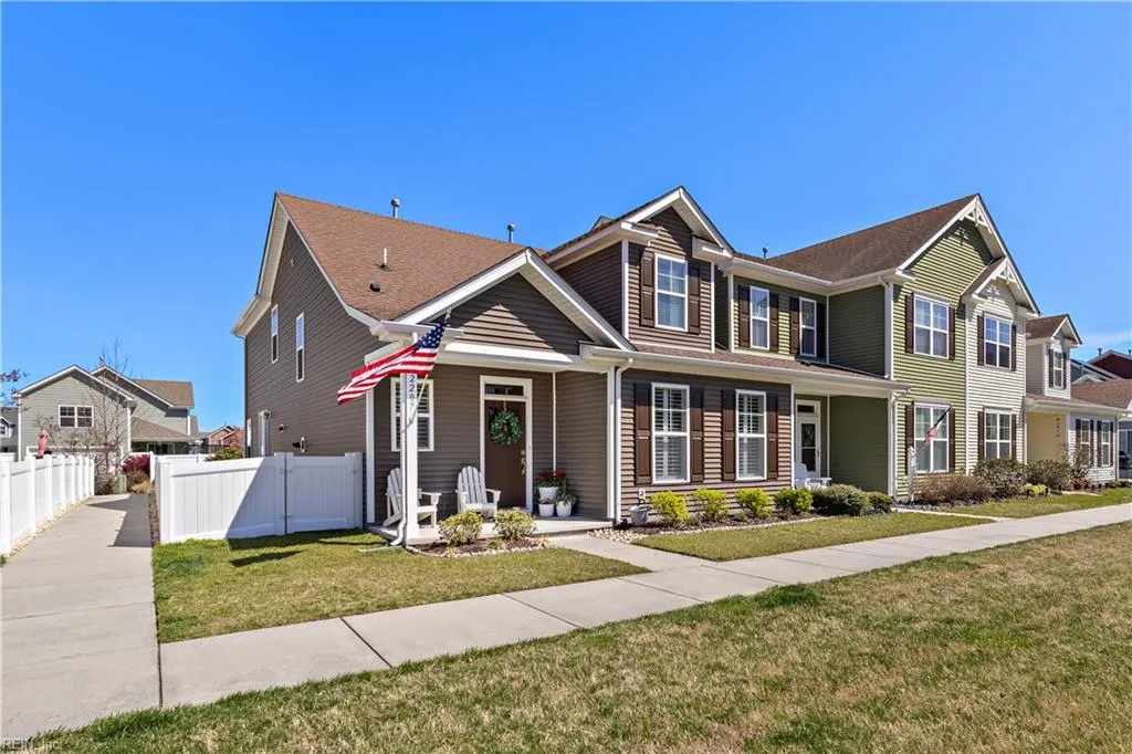 Virginia Beach, Virginia 23456, United States, 4 Bedrooms Bedrooms, ,3 BathroomsBathrooms,Residential,Active,96111